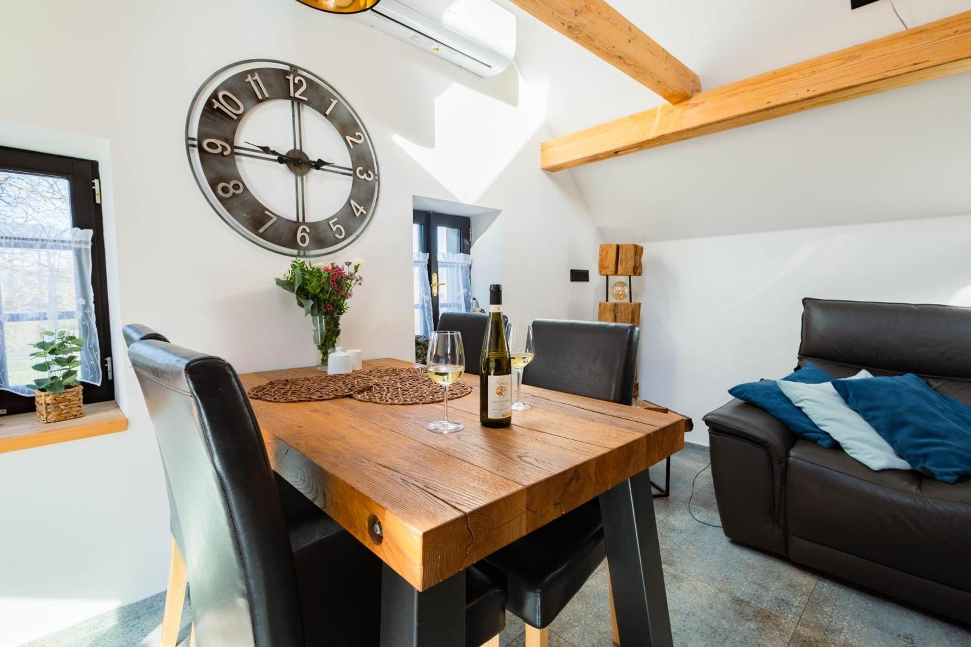 Appartement Podkrovni Stylovy Mezonetovy Kunratice (Usti nad Labem)