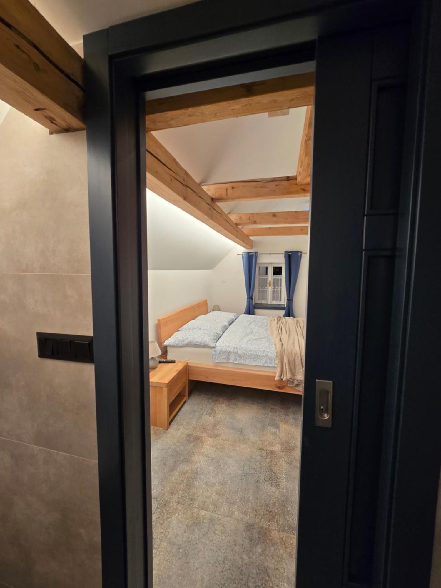 Podkrovni Stylovy Mezonetovy Appartement Kunratice (Usti nad Labem)